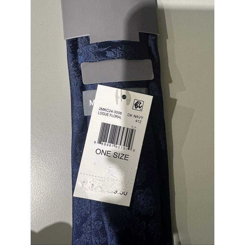 Michael Kors NWT 3” Logue Floral Tie Dark Navy OS - Picture 4 of 4